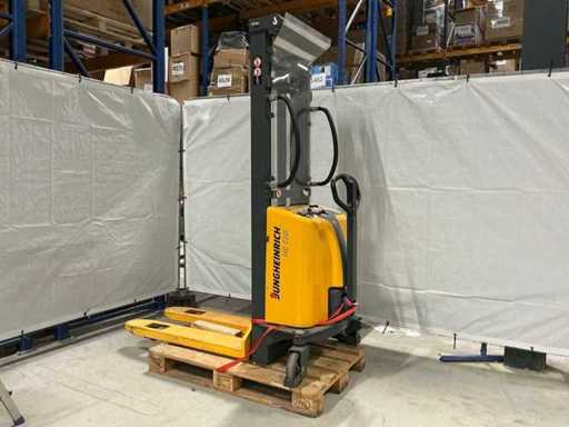 Jungheinrich HC 110 Stapelaar