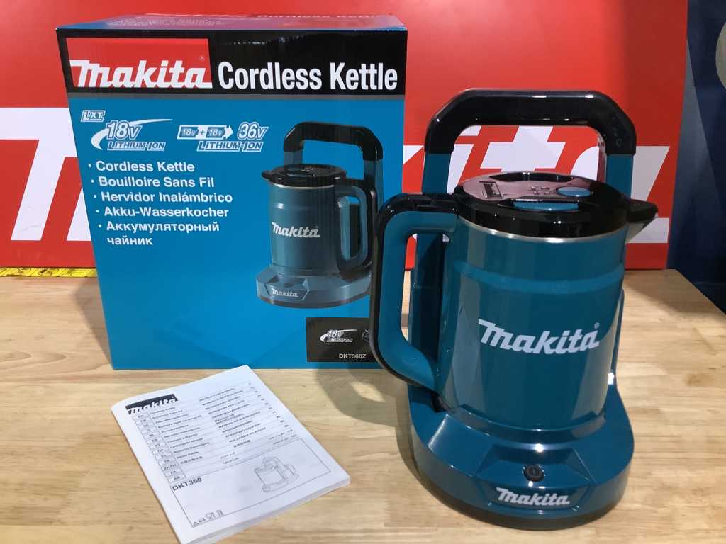 Battery-powered kettle