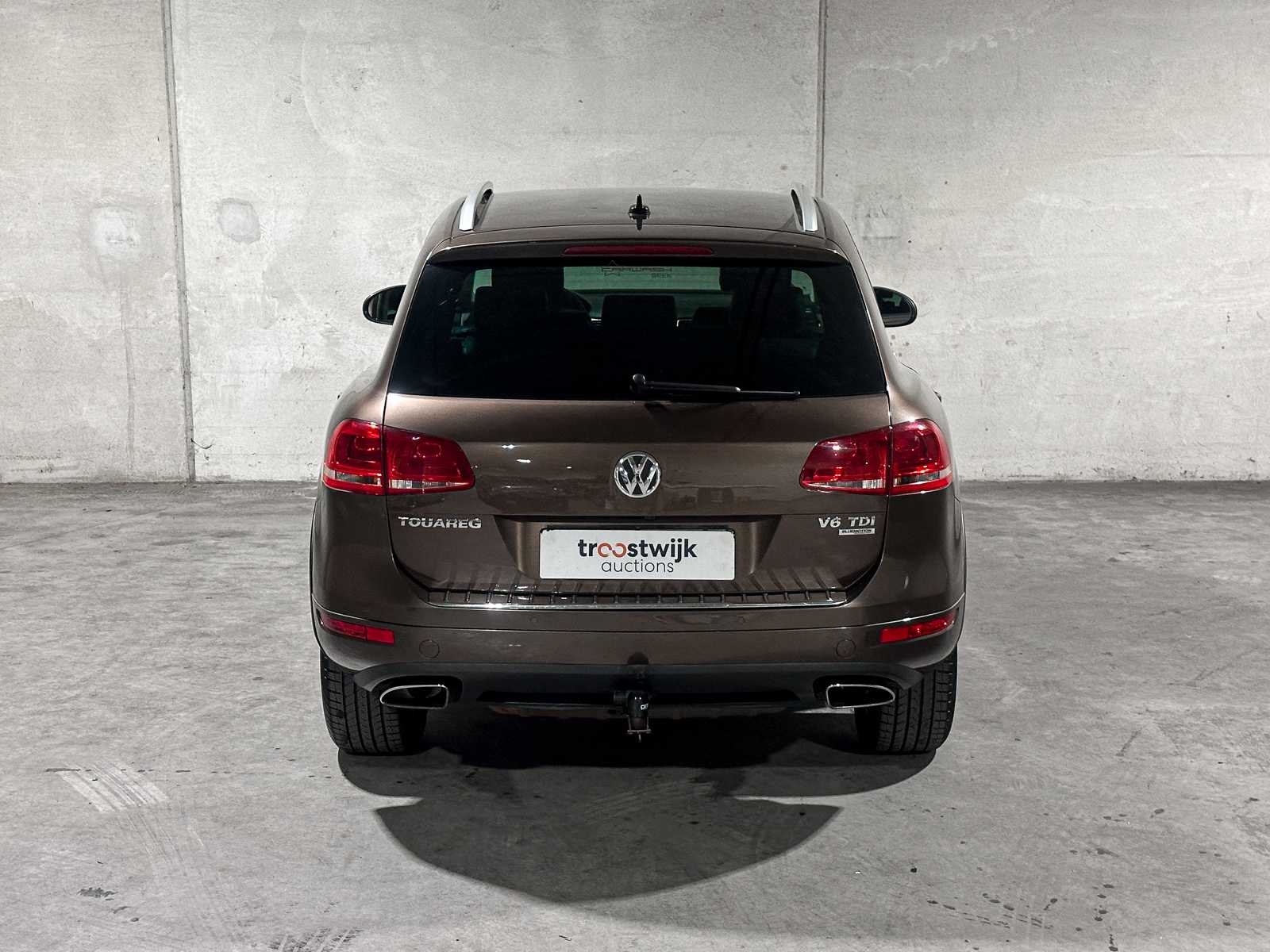 Volkswagen Touareg 3.0 TDI V6 Highline 240pk 2010, 1-SHL-90