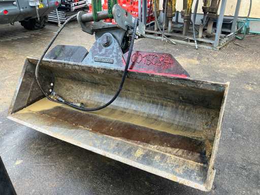 KINSHOFER HD. GRL1800MM KH08/8-10T Ditch Cleaning Bucket - Defective