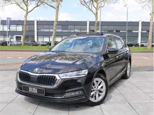 Skoda Octavia Estate iV 1.4 TSI PHEV 204HP Automată 2023