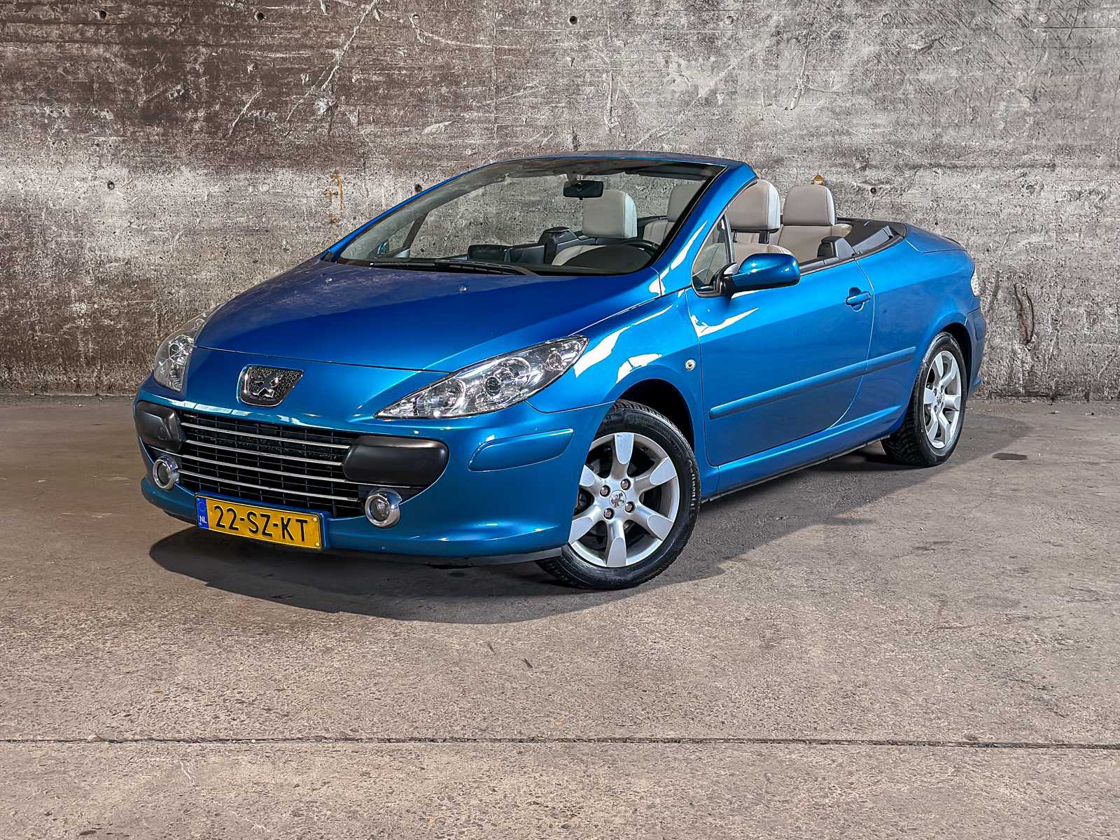 Peugeot 307 Coupé Cabriolet 2.0-16V 140pk 2006 (Origineel-NL), 22-SZ-KT