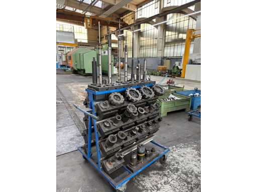   Item SK 50 Tool Holders