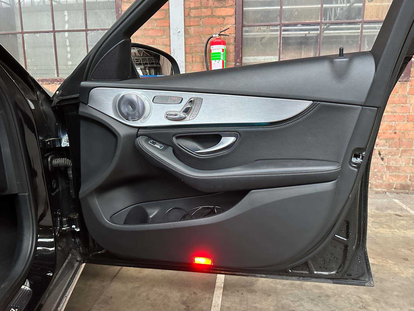 Mercedes-Benz C350e Estate 2.0 Hybrid 211pk 2015 (Origineel-NL) C-Klasse, HB-978-S