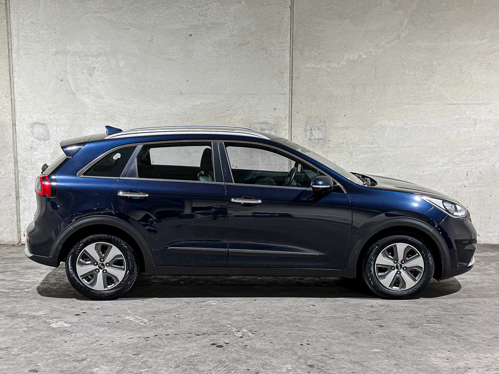 Kia Niro 1.6 GDi Hybrid DynamicLine 141pk 2018 (Origineel-NL + 1e eigenaar), SK-042-G