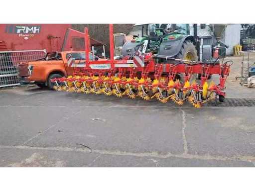 VIDEO-2026-04-22-10-27-05.mp4