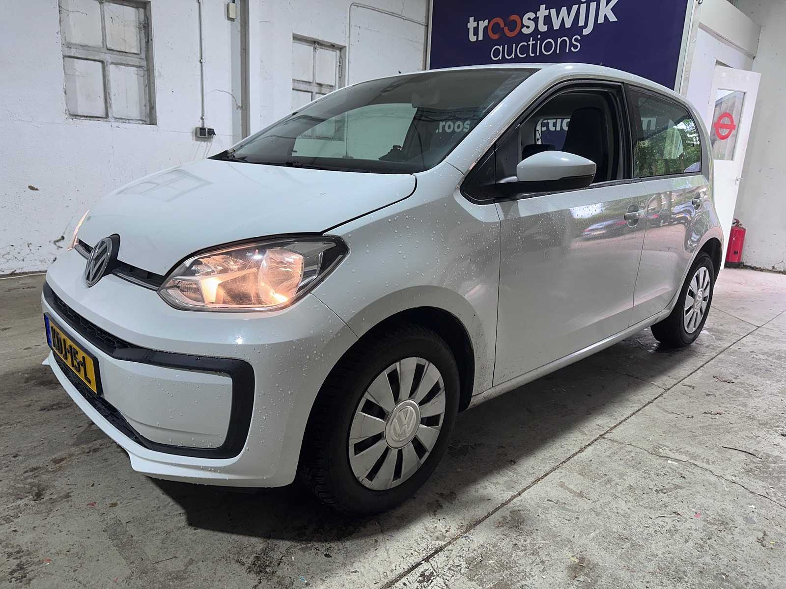 Volkswagen – Up! – 1.0 BMT high up! – KDJ-15-L- 2018