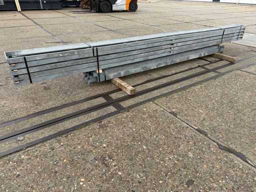 platdak - Staalconstructie 4.90 x 16.00 meter (78m2)