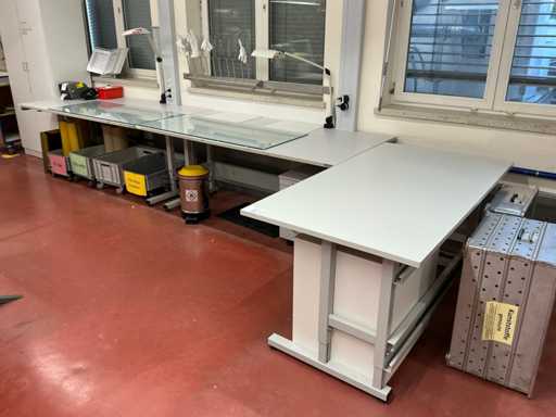 Anti-static desk (3x)