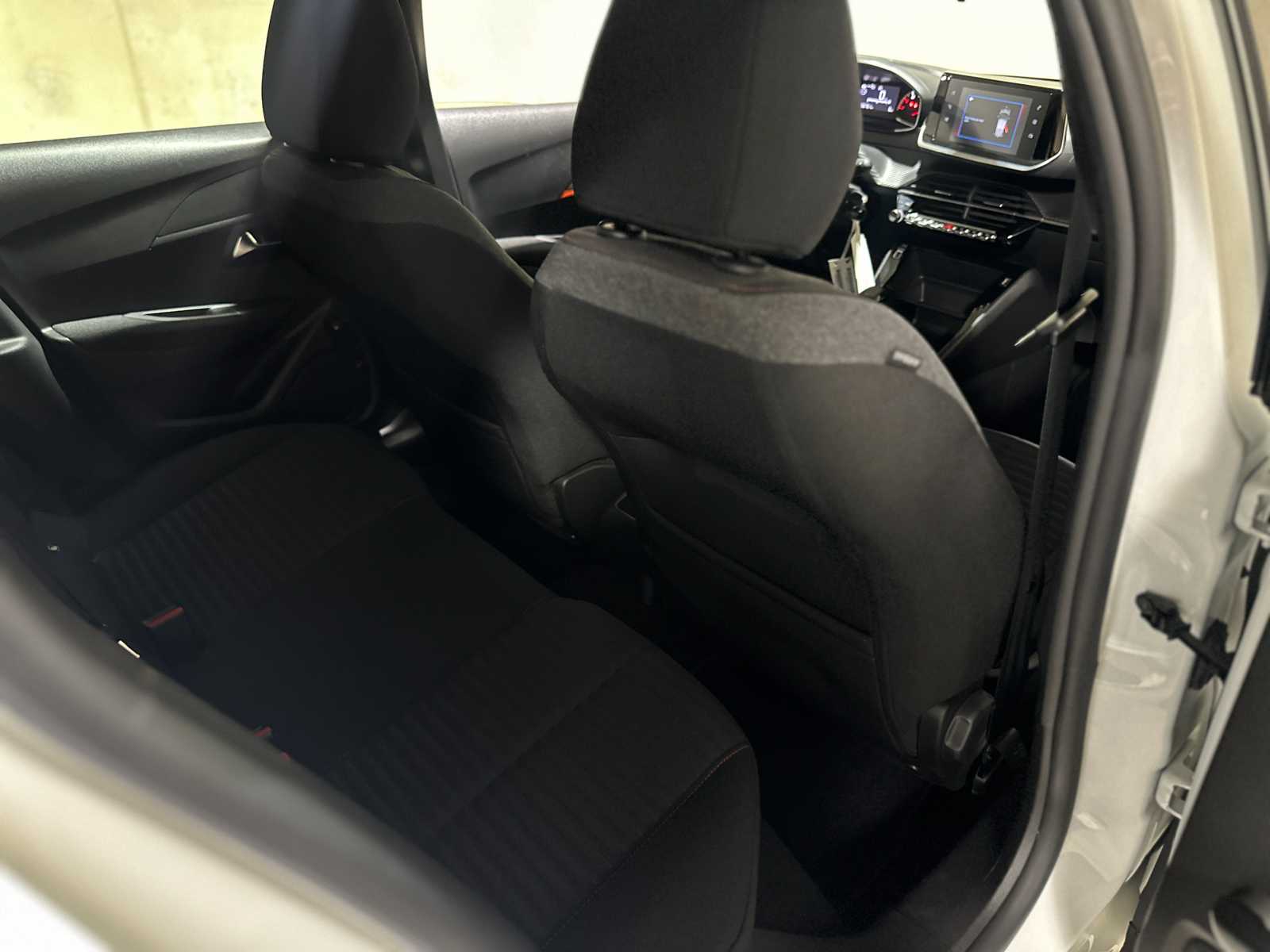 Peugeot 208 1.2 PureTech Active 74pk 2023 (Origineel-NL+1e eigenaar), R-957-ZG