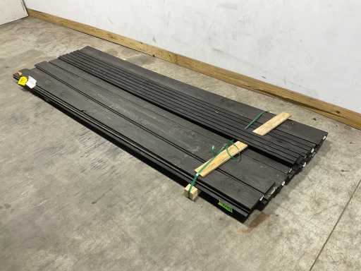 Fichte Triple Raute Regal schwarz imprägniert 300x12,5x1,8 cm (18x)
