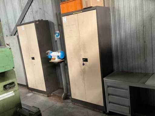 Armadio dell'officina con contenuti (2x)