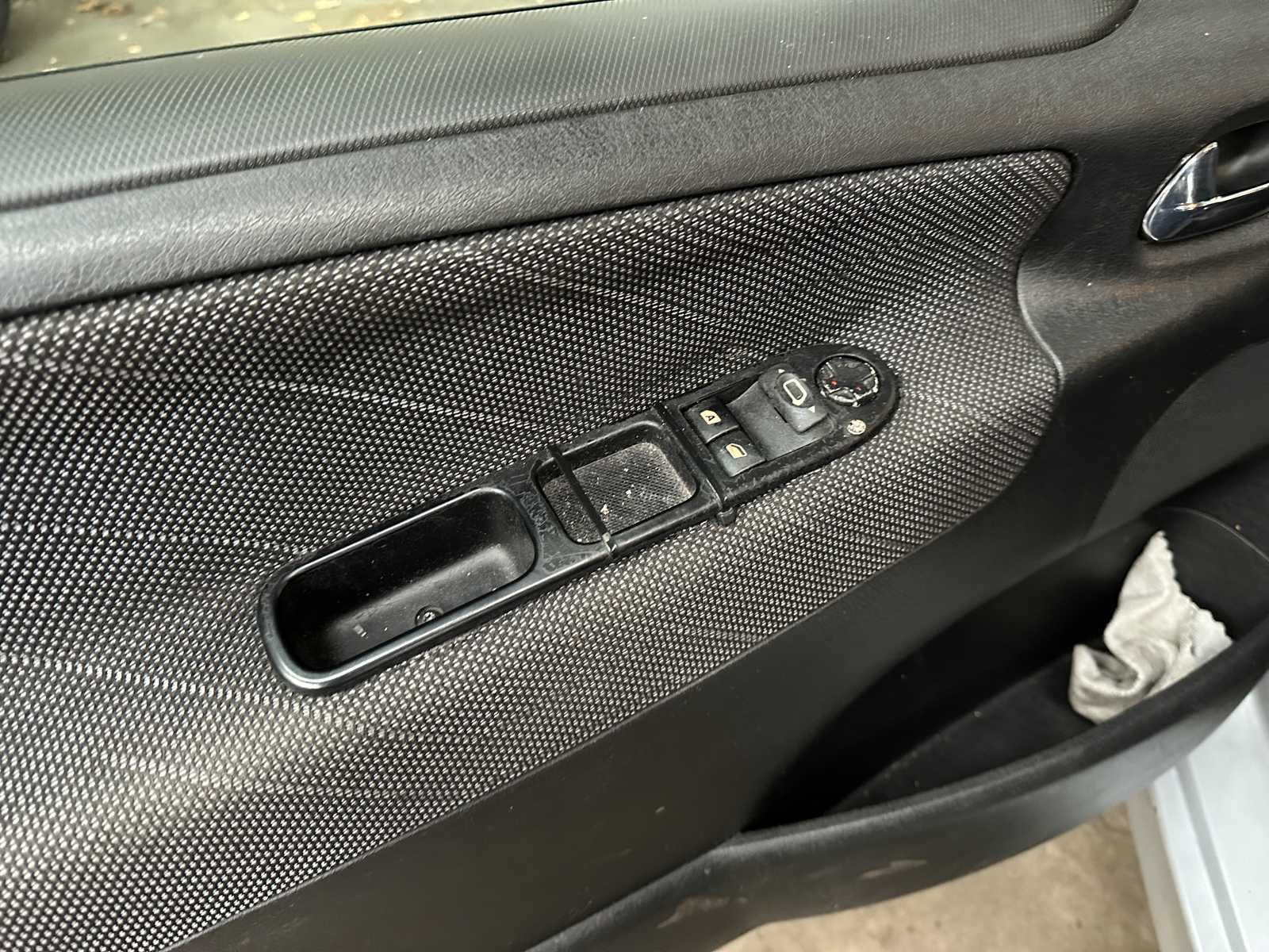 Peugeot 207 1.4 VTi XS Pack 95Pk 2007, 43-SRF-3