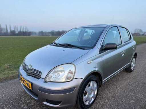 Toyota - 2004 - Yaris - 1.3 VVT-i Idols - 70-NT-NL
