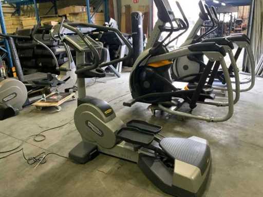 Elliptique Technogym Excite Wave 700