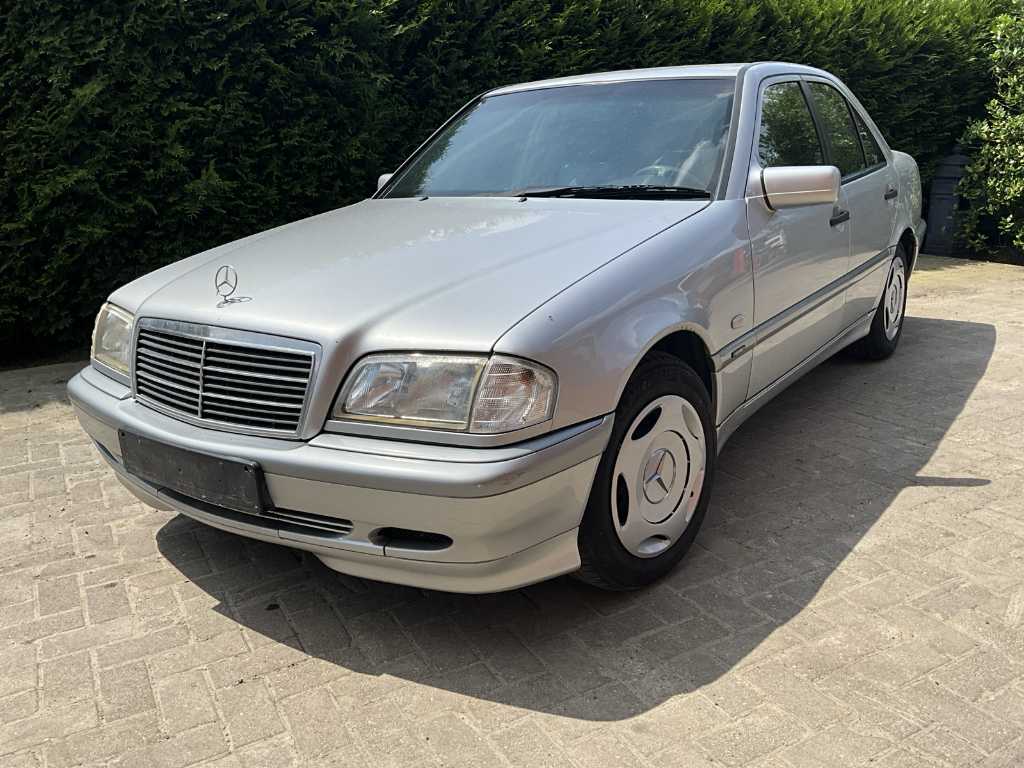 Mercedes-Benz C200CDI - 2000
