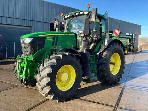 2021 John Deere 6R230 Vierwielaangedreven landbouwtractor