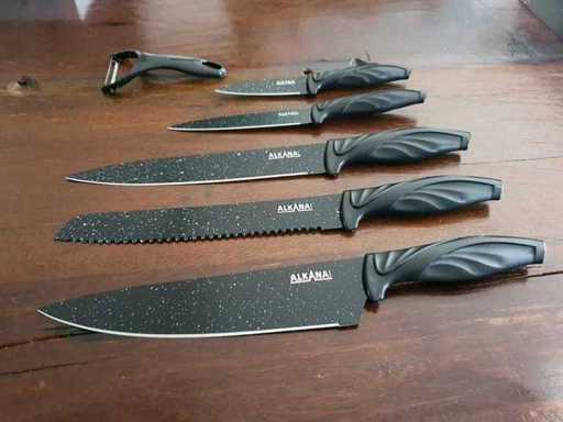 Kitchen Knife Set / 6 Pieces with Marble Coating - Black 