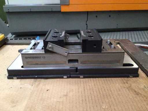 Menghina pentru mașini GRESSEL C2 cu 5 axe