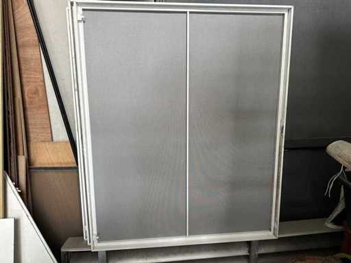 Window (4x)