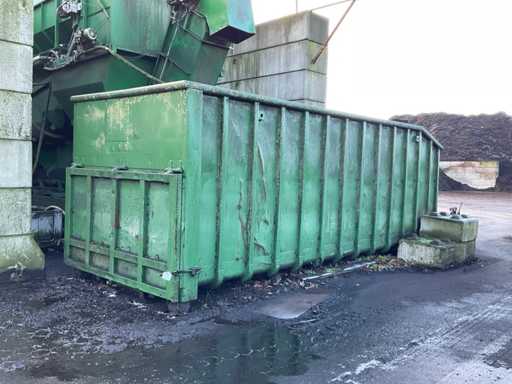 Smaltimento del contenitore dei rifiuti