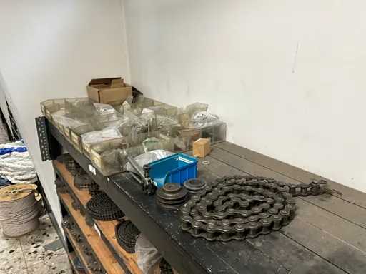 Parti di pignoni e catene