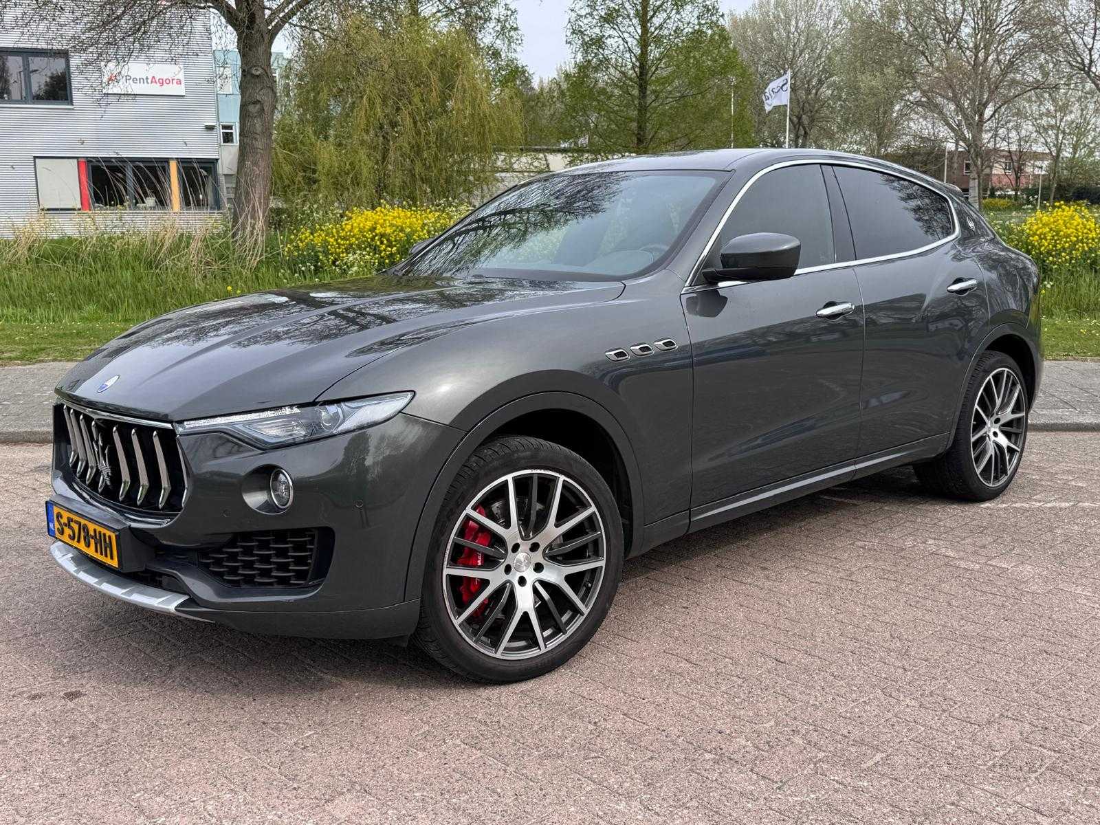 Maserati Levante 3.0 V6 S AWD GranLusso Automatic; S-578-HH