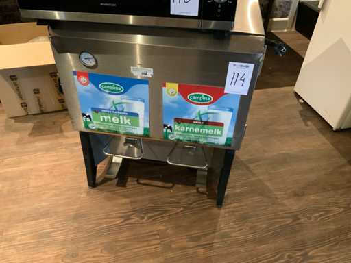 Distributore di latte