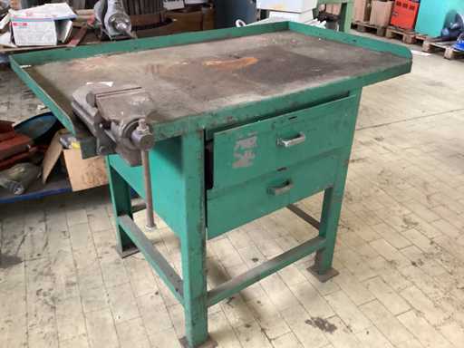 Établi avec contenu