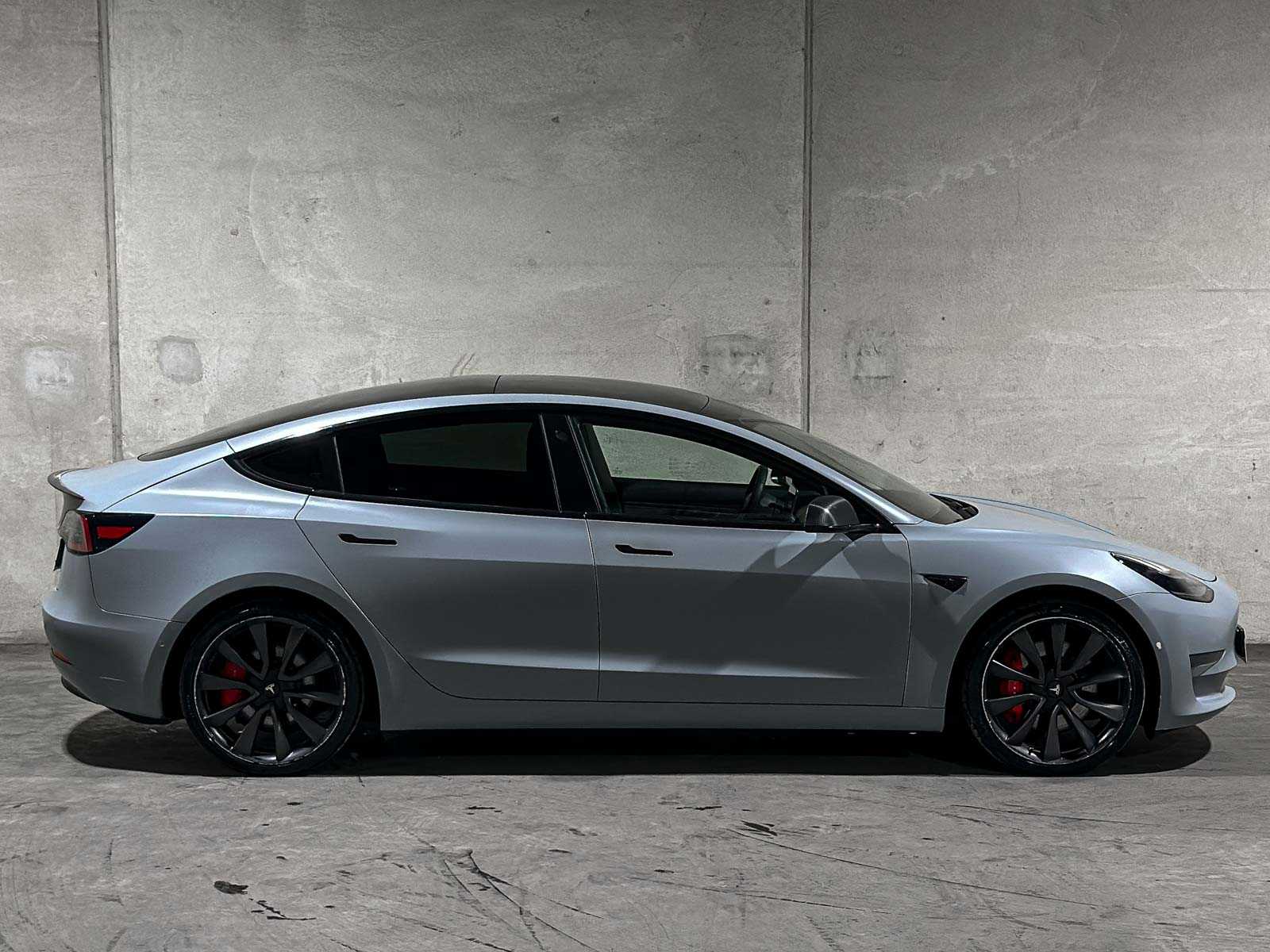 Tesla Model 3 Performance AWD 75 kWh 513pk 2020 (Origineel-NL), G-529-GH