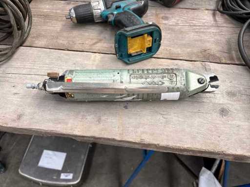 Tăietor pneumatic de sârmă cu aer Nil,