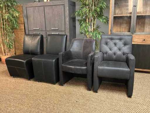 Partij verrijdbare Eetkamerstoelen (4x)