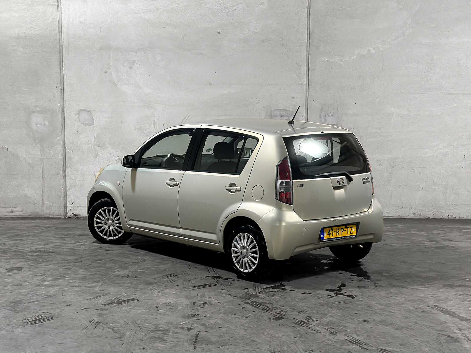 Daihatsu Sirion 2 1.3-16V Comfort 90pk 2005 (Origineel-NL) Automaat, 41-RP-TZ