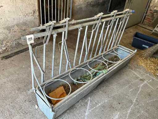 Clôture d’alimentation pour veaux