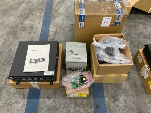 Simrad AC85 Armadio per computer e varie