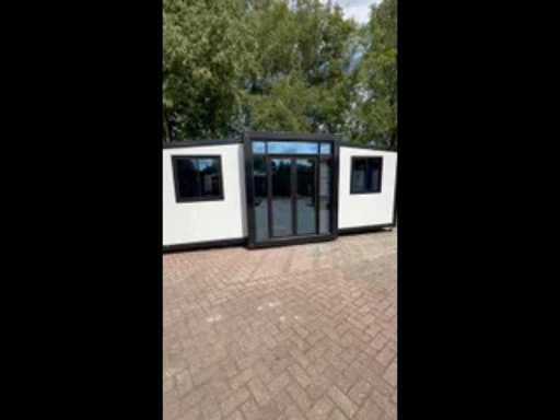 e9bdfa2e-1aa0-40ef-9a28-60f252008999.mp4