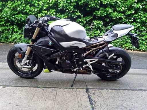 bmw - s 1000 r - Motorfiets