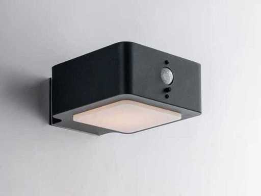 4 x Intec TED Solar outdoor wall lamps 