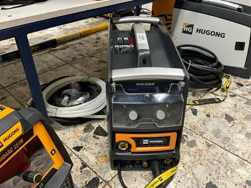 Saldatrice ad elettrodo Hugong NVM 203HF