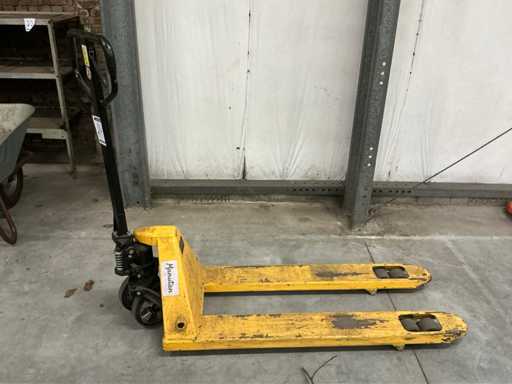 Manutan Hand Hydraulic Pallet Truck