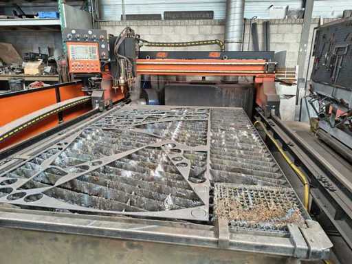 CR-Electronic - 2000 - OXY-4000x2000 - Plasma cutting machine