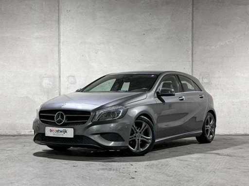 Mercedes-Benz A180 4U3 A-klasse 121pk 2013 (Origineel-NL), 8-SRR-41