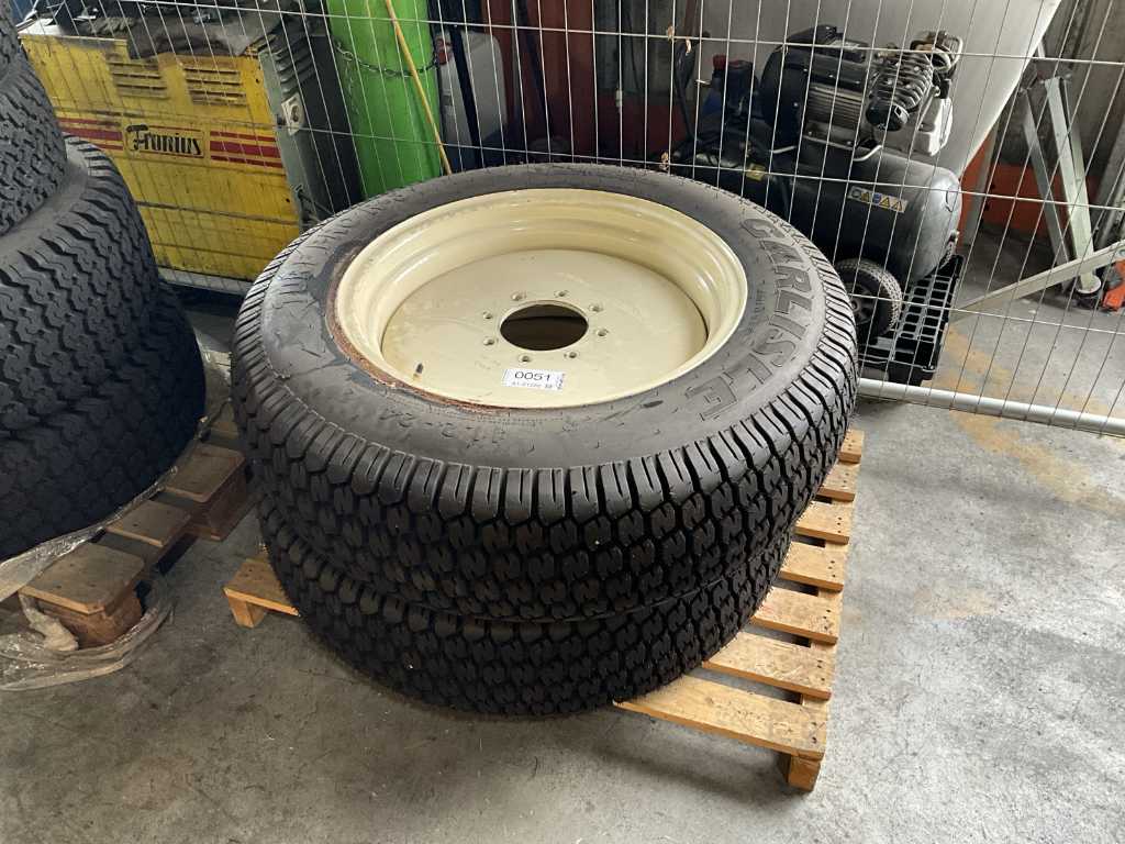 Tyres, wheels and rims (2x)