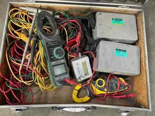 Various measuring devices