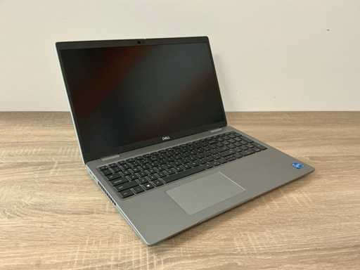 Laptop - Dell Inc. - Latitude 5520
