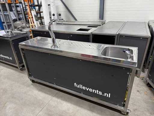 Mobiele bar met tap