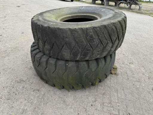 Goodyear - Opony 18.00-25 (2x)