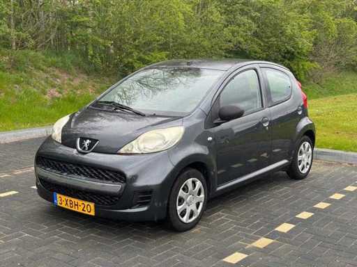 2012 - Peugeot - 107 - 1.0-12V Accent - Samochód osobowy