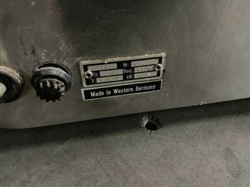 1982 Kramer+Grebe Compack Vacuum Machine