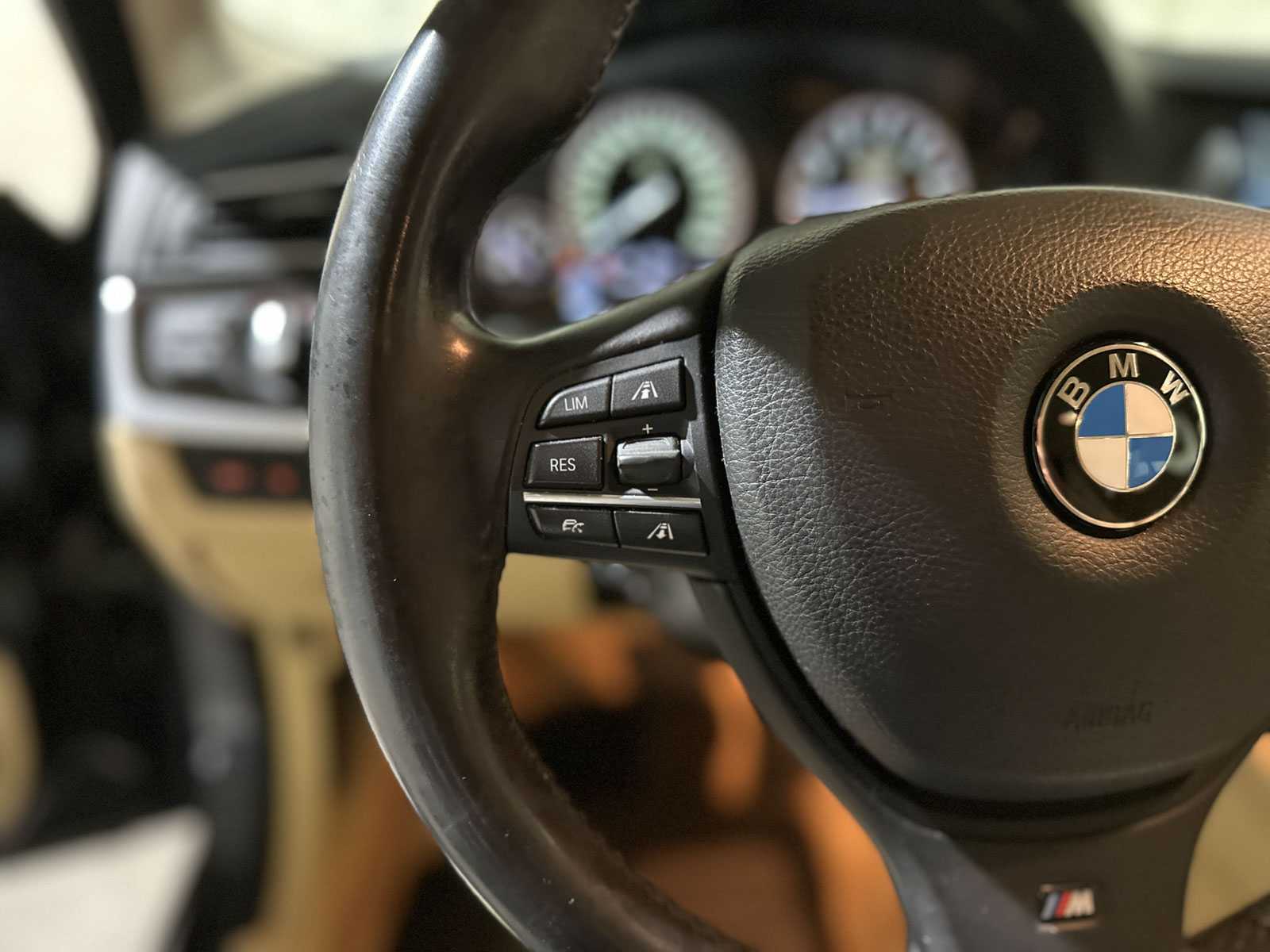 BMW 528xi Touring High Executive 245pk (Origineel-NL) 2012 5-serie, 89-TXH-2